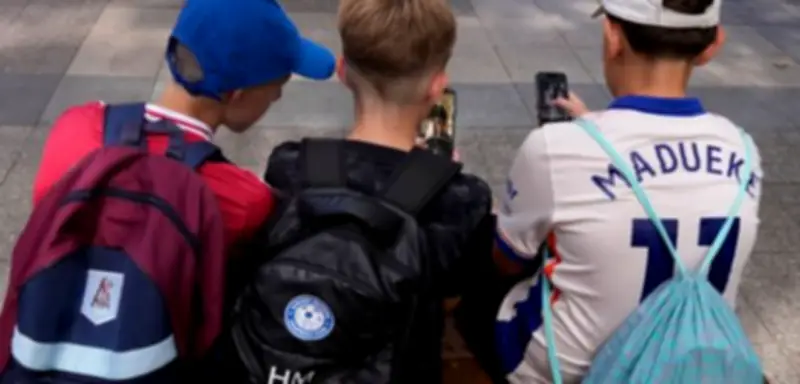 Australien verdoppelt Strafen für Social-Media-Verstöße bei Kindern