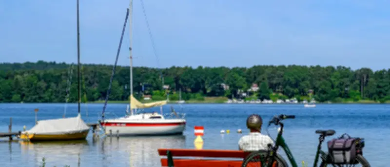 Badewetter in Brandenburg: Wasserqualität, Sicherheit und FKK-Strände