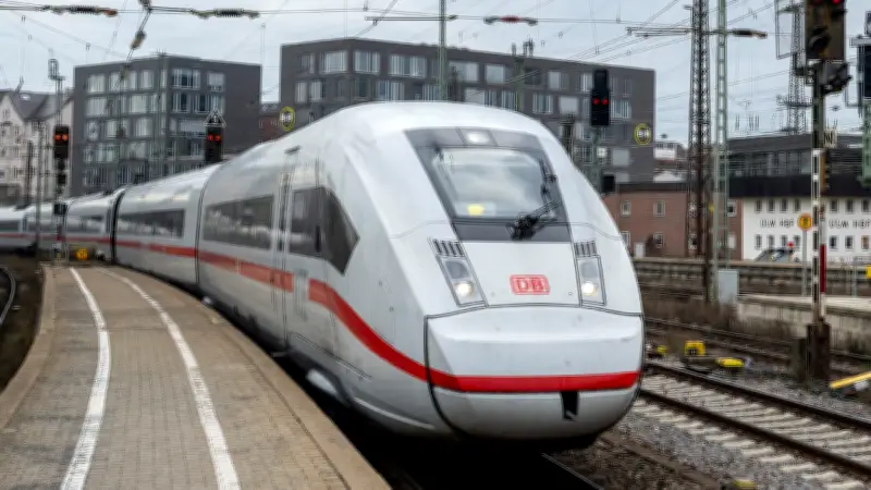 Bahn-Chefin Palla fordert 13 Milliarden Euro extra für pünktliche Züge