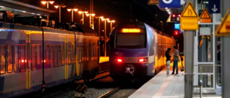 Bahn nach Störung wieder planmäßig: Kritik an Krisenmanagement