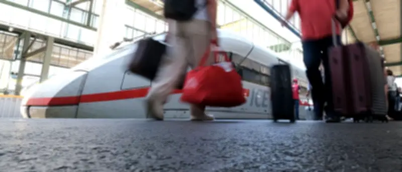 Bahnverkehr am Stuttgarter Hauptbahnhof nach Böschungsbrand eingestellt