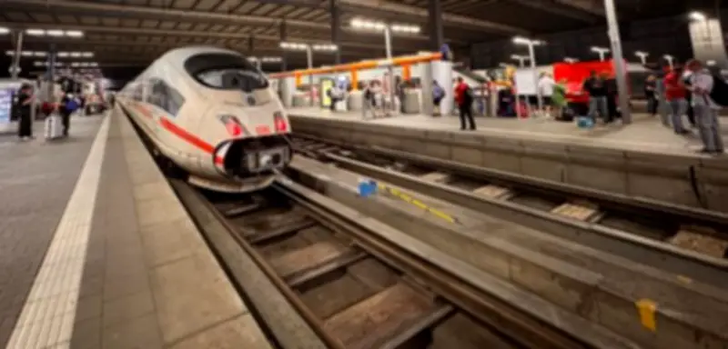 Bahnverkehr läuft wieder an – Störung des digitalen Funknetzes GSM-R behoben