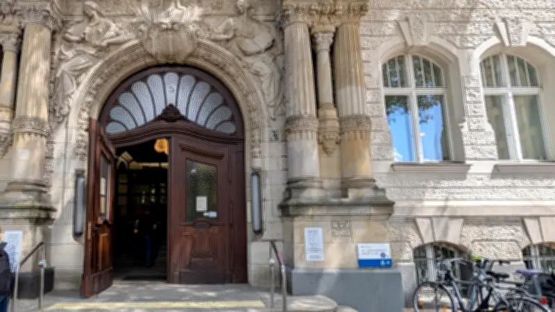 Barbarossa-Grundschule: Polizei stellt Ermittlungen nach Schüler-Sprung ein