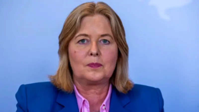 Bas: „Bin ein personifiziertes Feindbild geworden“