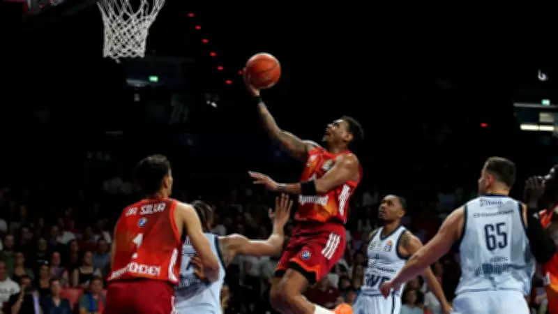Bayern-Basketballer ziehen souverän ins Finale der BBL ein
