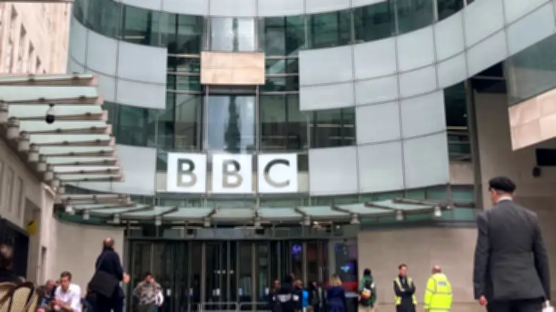 BBC streicht Hunderte Stellen in der Nachrichtenredaktion