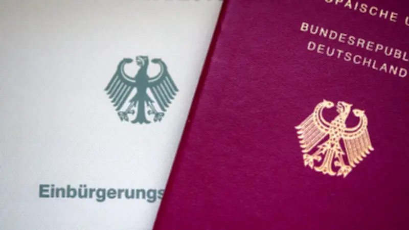 Über 50.000 Einbürgerungen als Wiedergutmachung für NS-Unrecht seit 2021