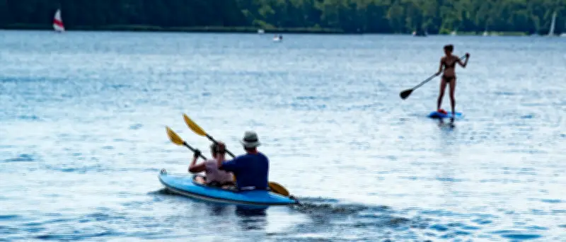 Berlin vom Wasser entdecken: Drei Kanutouren für Anfänger und Profis