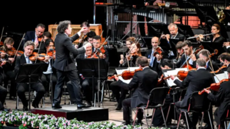 Berliner Philharmoniker: So trotzen sie der 40-Grad-Hitze in der Waldbühne