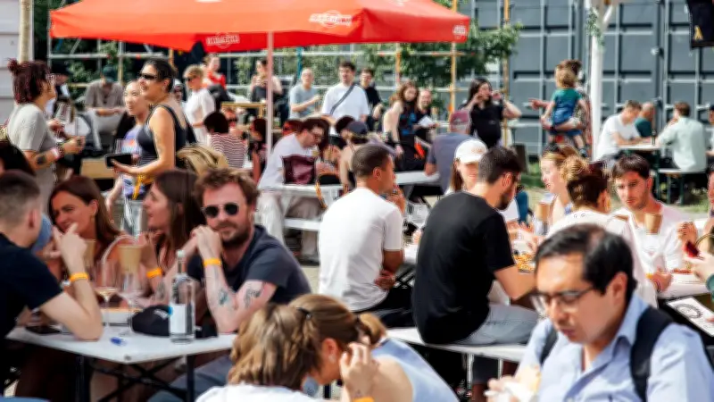 Berliner Weinfest in Treptow: Sommerparty mit 70 Winzern an der Spree
