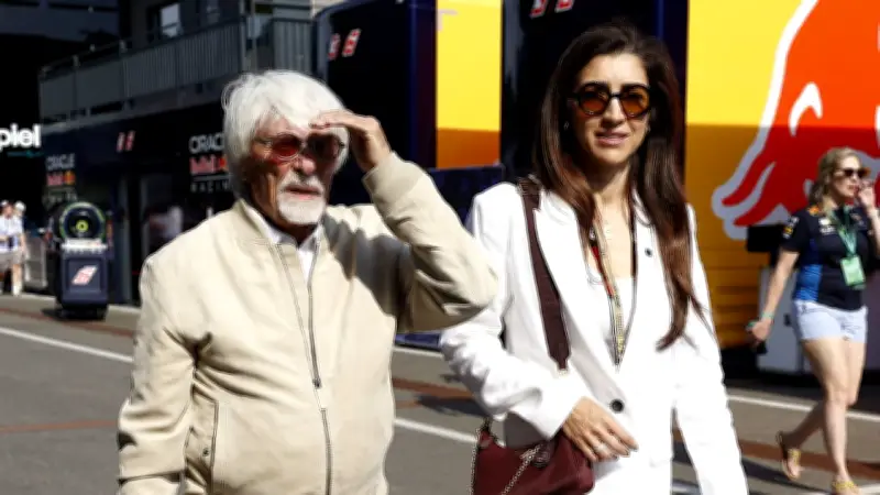 Bernie Ecclestone (95): Coolster Opa der Formel 1 trotzt 34 Grad mit Jacke