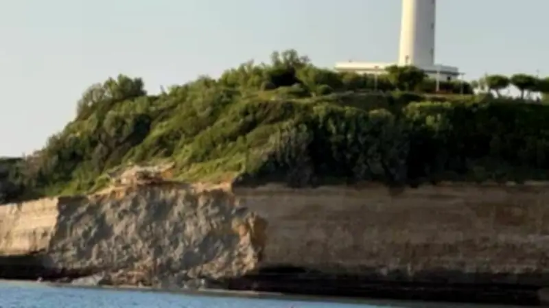 Biarritz: Steilküste bricht ab – Taucherin stirbt, Mann vermisst