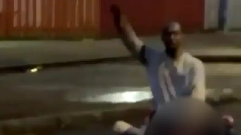 Blutige Messerattacke in Belfast: Zeugen berichten von Enthauptung