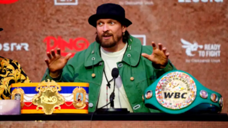 Box-Beben: Oleksandr Usyk legt alle WM-Titel nieder