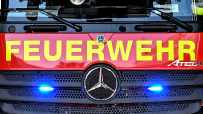 Brandanschlag in Bergheim: Drei Busse des Ausländeramts zerstört