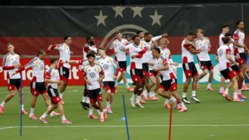 Brown-Wechsel zu Bayern perfekt! 8 DFB-Stars kämpfen bei WM um Zukunft