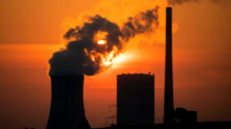Brüssel konterkariert Senkung der Energiekosten: EU-Kommission treibt Preise