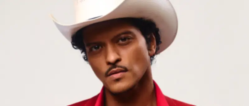 Bruno Mars gibt Zusatzkonzert in Berliner Shopping-Mall Bikini Berlin