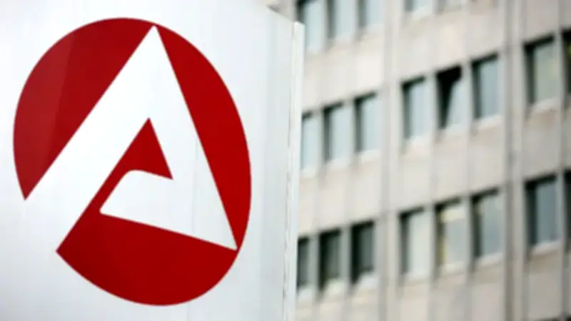 Bundesagentur für Arbeit droht Schuldenberg von 23 Milliarden Euro bis 2030