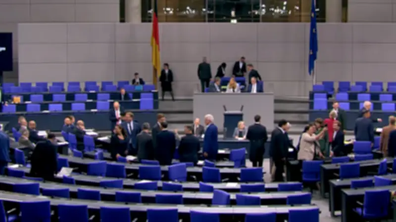 Bundestag debattiert Mega-Sparpaket: 16 Milliarden Entlastung für Kassen