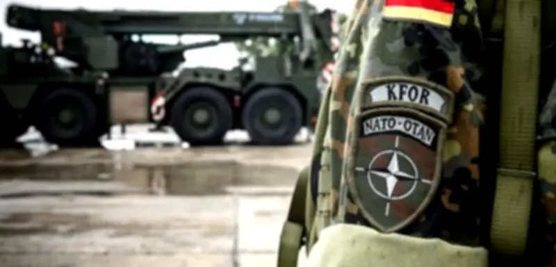 Bundestag verlängert Bundeswehreinsätze in Bosnien und Kosovo