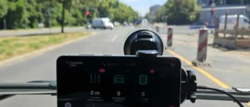 BVG-Busse sollen tote Baustellen in Berlin mit Kameras aufspüren