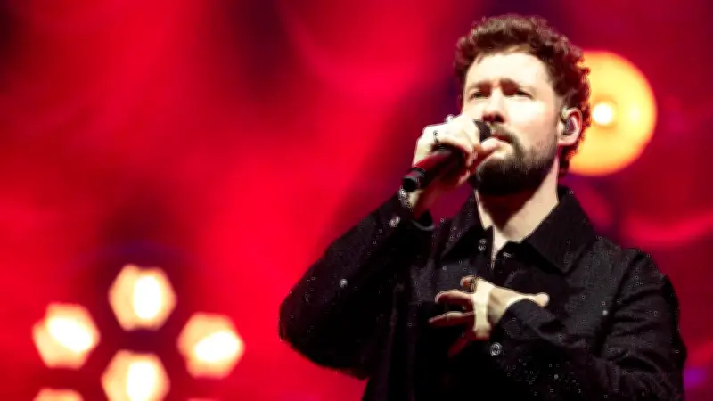 Calum Scott rührt Berlin: Konzert voller Emotionen und Tränen