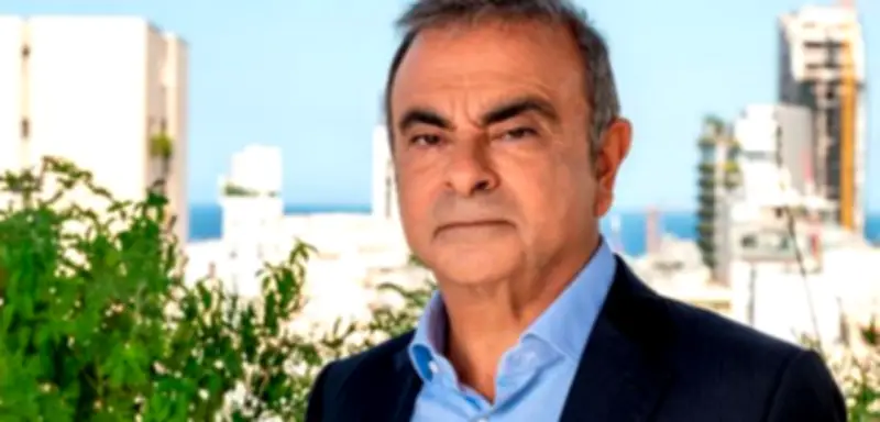 Carlos Ghosn gibt Erziehungstipps im Libanon, während Interpol ihn sucht
