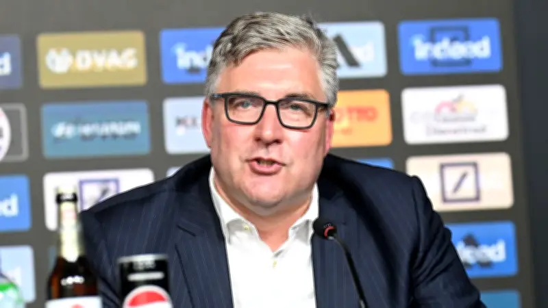 Chaos-Saison bei Eintracht Frankfurt: Hellmann spricht Klartext
