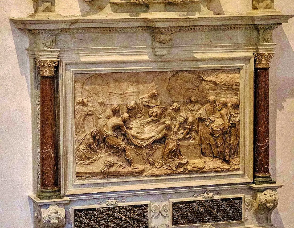 Cranach-Epitaph in Wittenberger Stadtkirche restauriert
