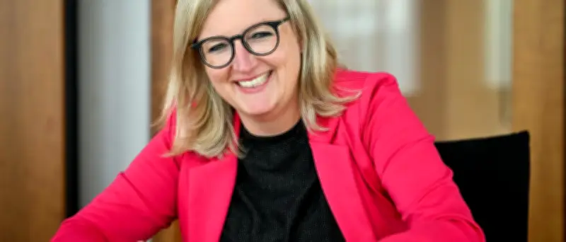 CSU-Ministerin Klement: Dialekt bremsen, Brezn vermissen