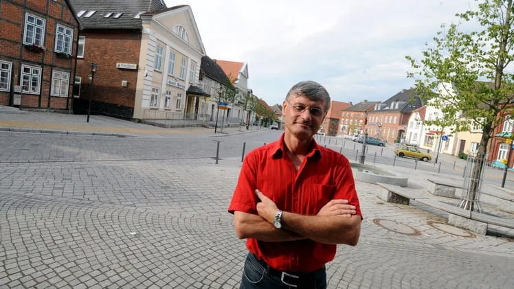 Schönberg: Stadt will trotz Stasi-Vergangenheit ihren Bürgermeister behalten
