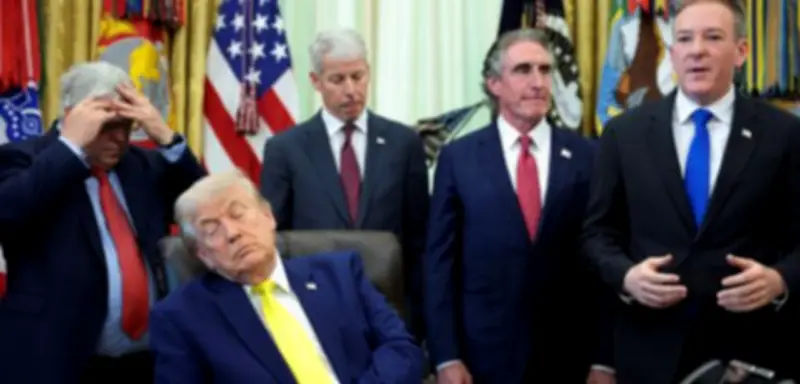 Demokraten verspotten Trump: „Dozy Don“ statt „Sleepy Joe“