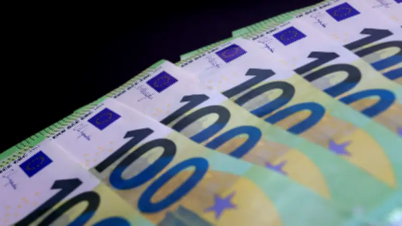 Deutsche Haushalte sparen weniger: Sparquote sinkt auf 10,2 Prozent