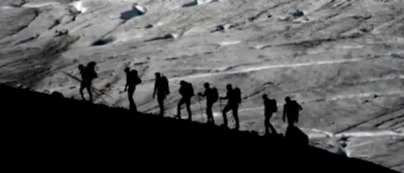 Deutscher Wanderer stirbt nach Sturz in Kitzbüheler Alpen