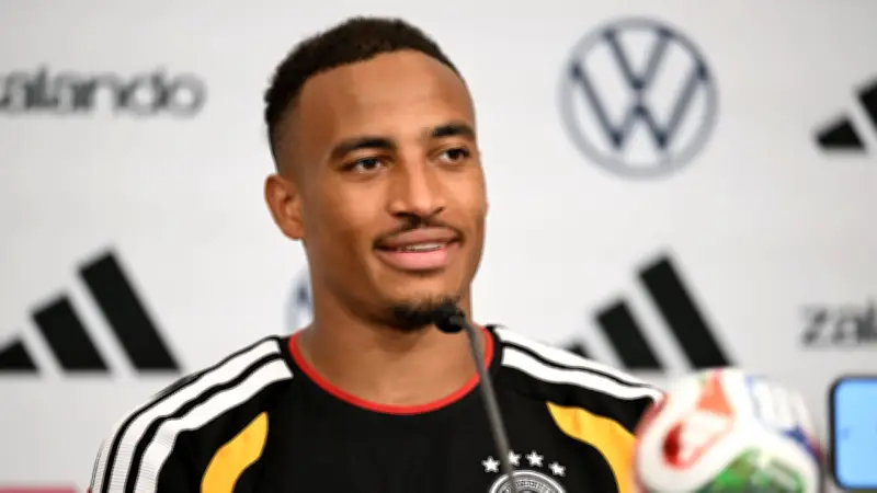DFB-Star Leweling: „Wenn wir das Finale gewinnen, schneide ich mir die Ronaldo-Frisur“