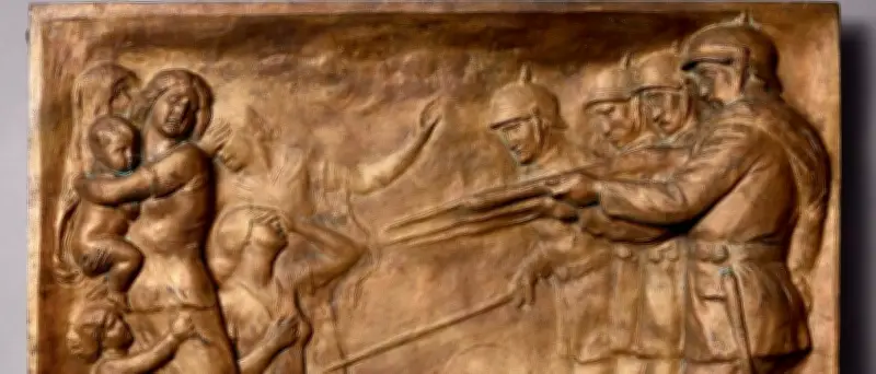 DHM gibt Bronzerelief an belgische Stadt Dinant zurück
