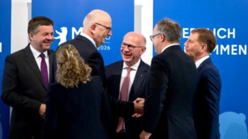 Druck auf DFB: Sechs Ministerpräsidenten fordern Regionalliga-Reform