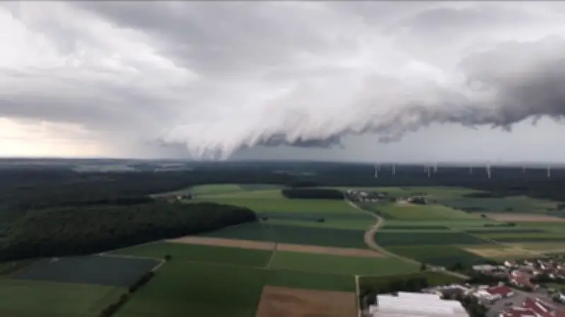 DWD warnt vor Tornados und schweren Gewittern in Deutschland