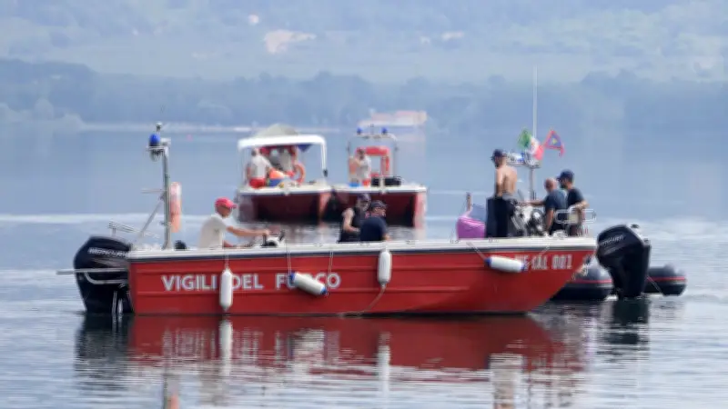 Ehemann von italienischer Familienministerin im Lago di Vico vermisst