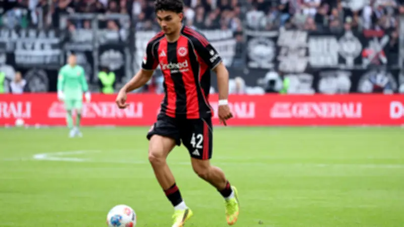 Eintracht-Star Uzun im Fokus: Top-Klubs buhlen um WM-Helden