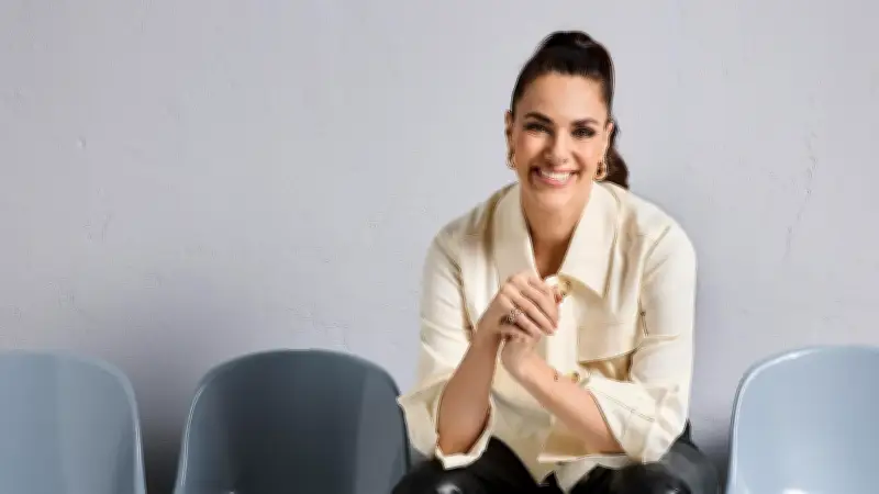 Esther Sedlaczek: Sportschau-Star im Steckbrief zur WM 2026