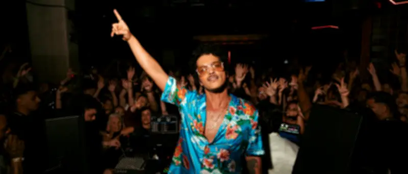 Exklusivkonzert von Bruno Mars in Berlin: Autorin erlebt emotionale Achterbahn