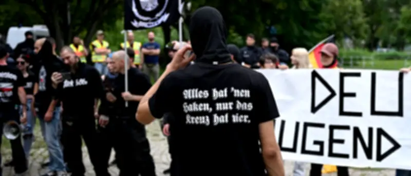 Extremisten zielen gezielt auf Jugendliche in sozialen Medien