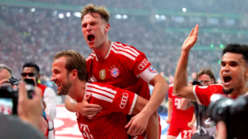 FC Bayern Fanclub Toronto: Stammplatz auf Tour in Kanada