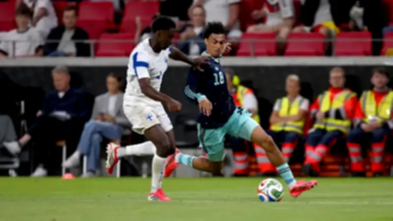 FC Bayern mündlich einig mit DFB-Star Brown – Eintracht verlangt Mega-Ablöse
