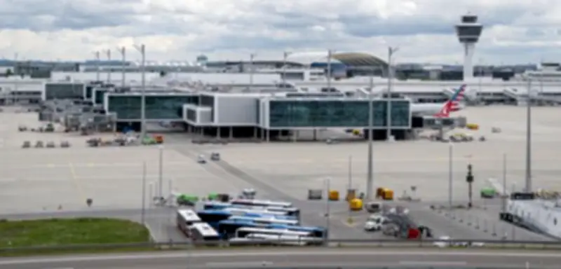 Feuer am Flughafen München: Tower geräumt, Flugbetrieb eingestellt