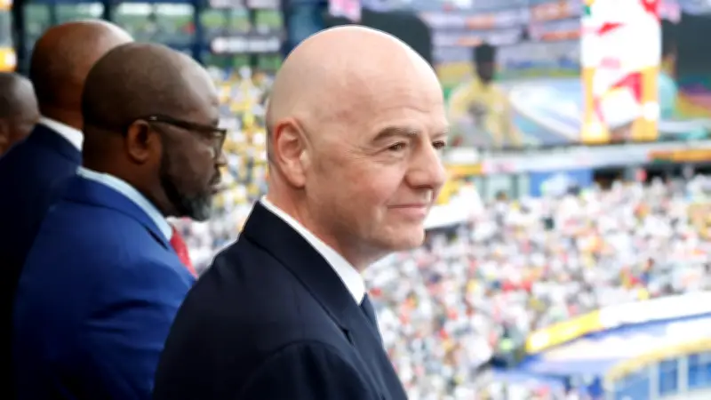 Fifa-Präsident Infantino: 500 Tonnen CO₂ durch Privatjet bei WM