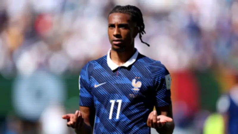 Frankreich-Star Olise überrascht: Bayern-Star will kleine Brötchen backen