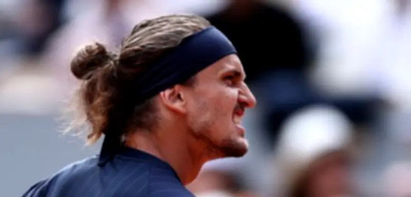 French Open: Zverev besiegt Mensik und steht im Finale